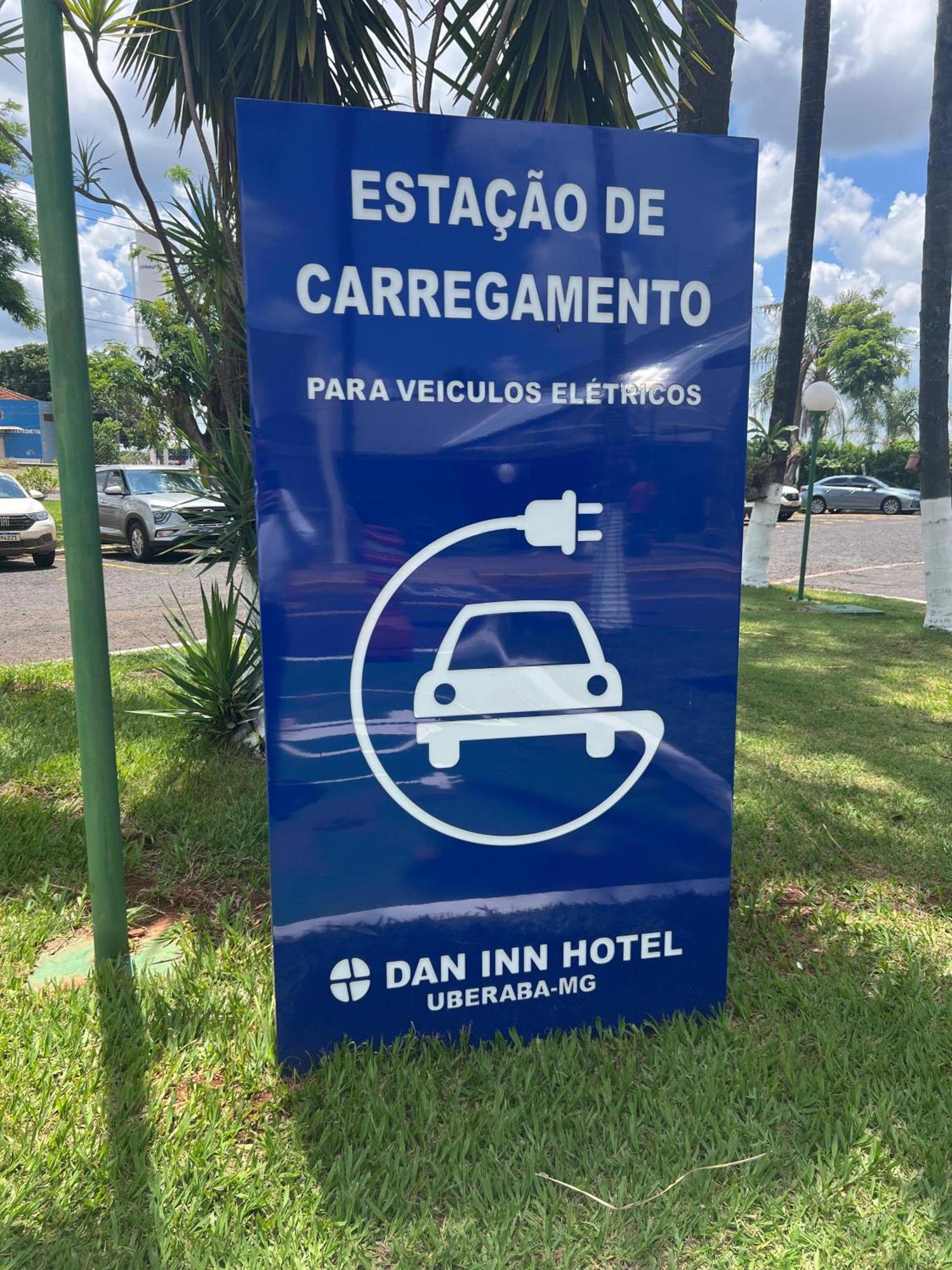 Hotel Dan Inn Uberaba & Convencoes By Nacional Inn Exterior photo
